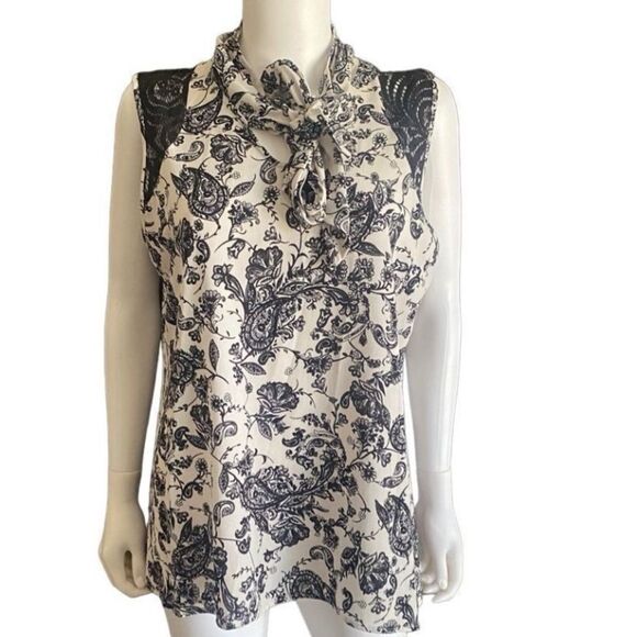Ava James Black/Creme Sleeveless Blouse with Adjustable Tie. Size Large. - Picture 1 of 8